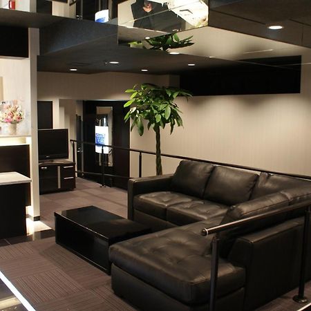 Hotel Livemax Budget Esaka Suita Exteriör bild