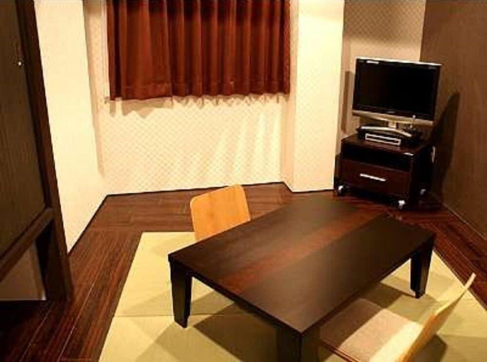 Hotel Livemax Budget Esaka Suita Exteriör bild