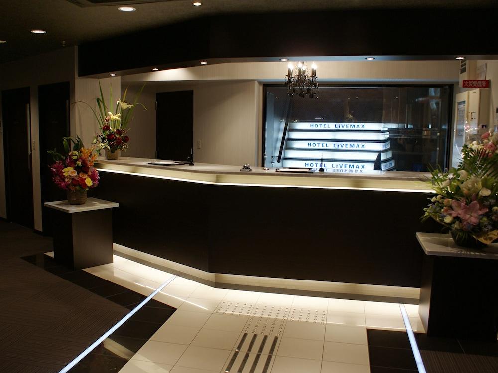 Hotel Livemax Budget Esaka Suita Exteriör bild